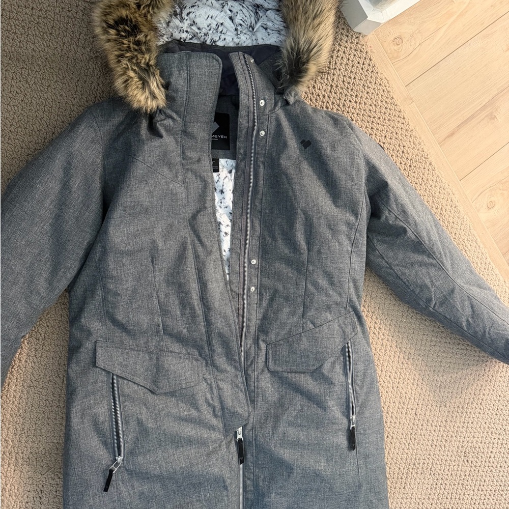 Obermeyer Sojourner Women's Gray Ski Jacket with Faux Fur Hood